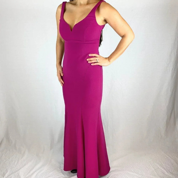 Nicole Miller Full Heart Dark Pink Formal Gown $420 - Picture 4 of 11
